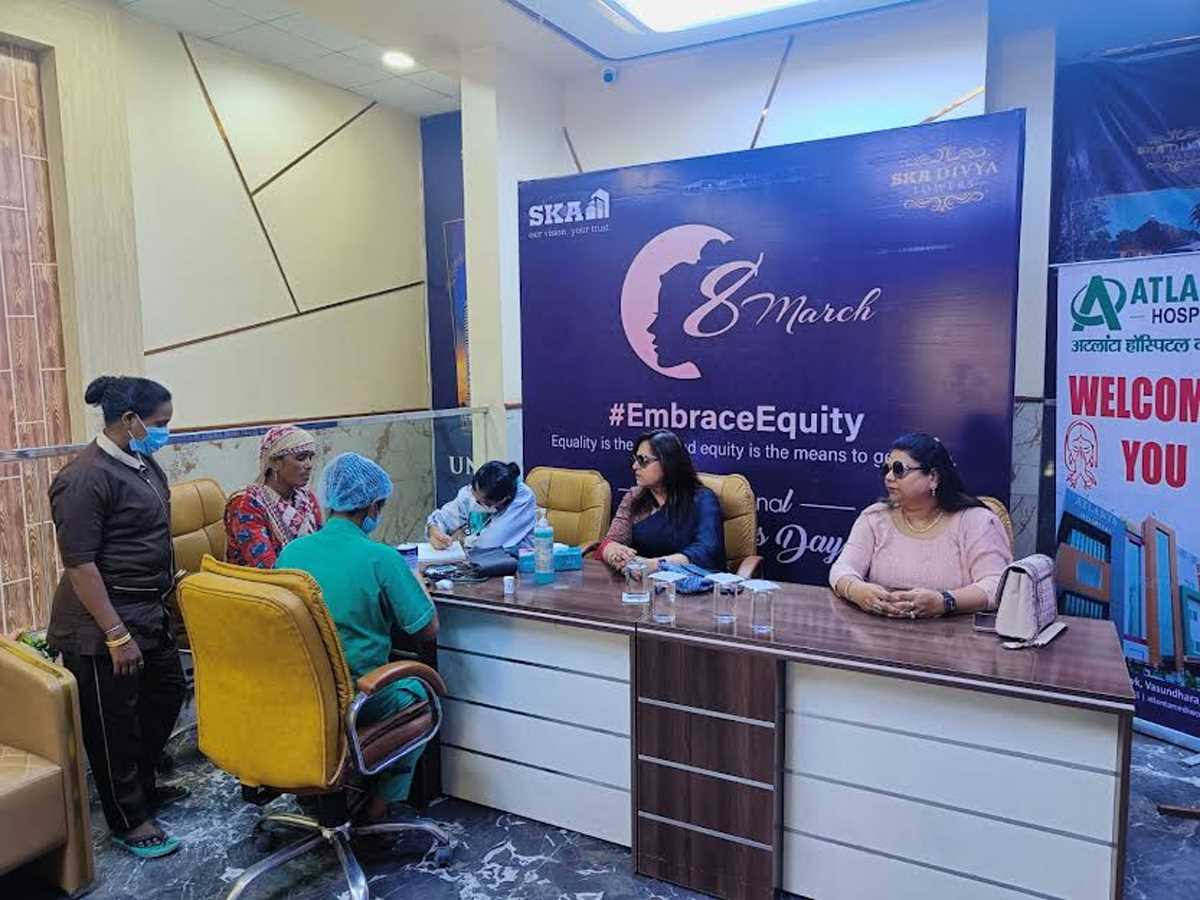 महिलाओं के स्वास्थ्य की जांच कर किया गया जागरूक